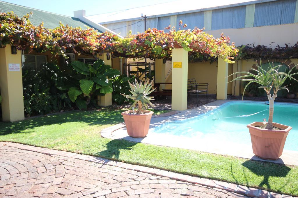 Donkin Country House Beaufort West Exterior foto